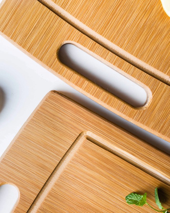 Bamboo Cutting Board with Juice Grooves